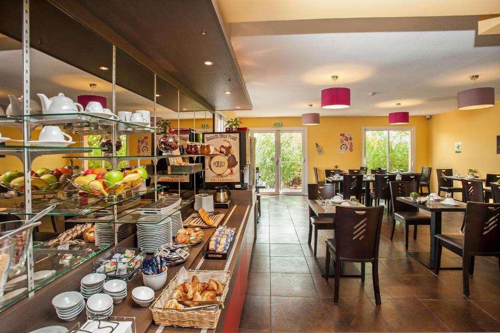 Brit Hotel Confort Villeneuve Sur Lot Bias  Restaurant billede