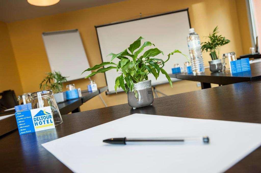 Brit Hotel Confort Villeneuve Sur Lot Bias  Faciliteter billede