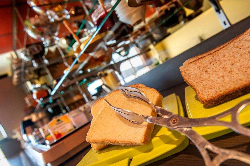 Brit Hotel Confort Villeneuve Sur Lot Bias  Restaurant billede